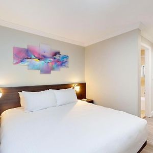 Standard King Suite